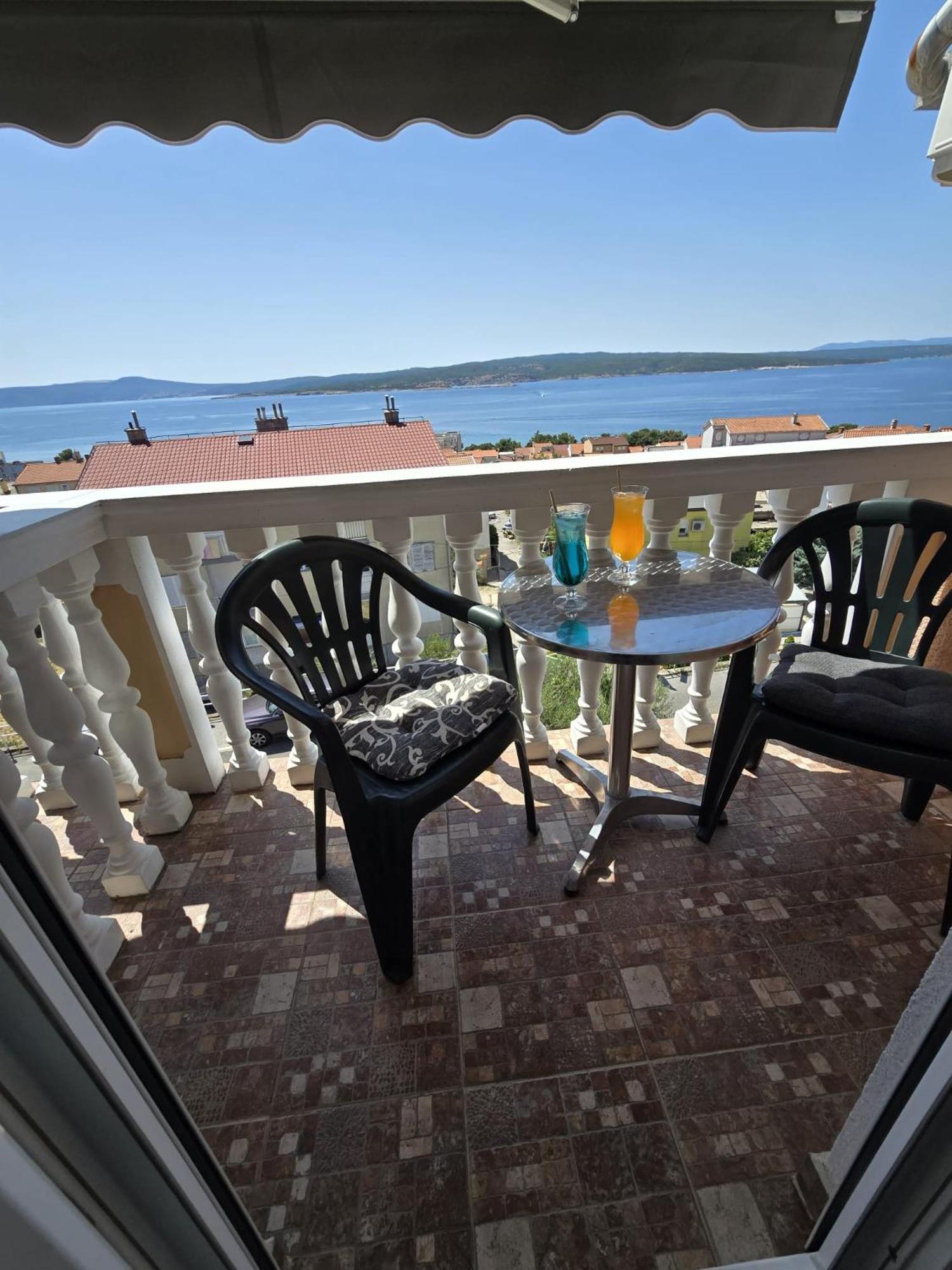 Guest House Berto Crikvenica Eksteriør bilde